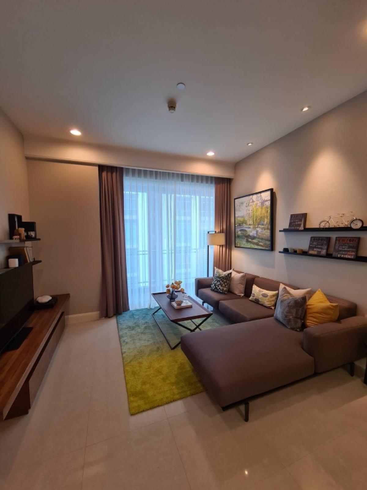 For RentCondoWitthayu, Chidlom, Langsuan, Ploenchit : +++For urgent rent+++ Q Langsuan**2 bedrooms, 84.86 sq m., fully furnished, ready to move in!!!