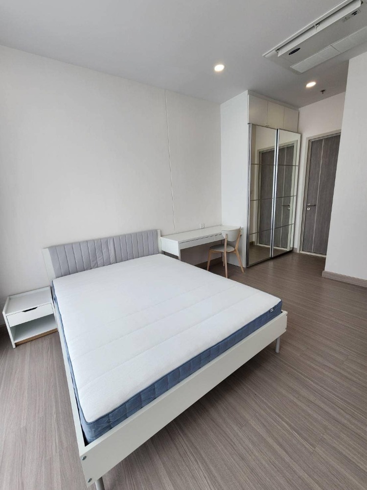 For RentCondoSiam Paragon ,Chulalongkorn,Samyan : Supalai Premier Si Phraya - Samyan【𝐑𝐄𝐍𝐓】🔥Simple, elegant style room, tone control, spacious, fully furnished, near Samyan MRT, ready to move in!🔥 Contact Line ID: @hacondo