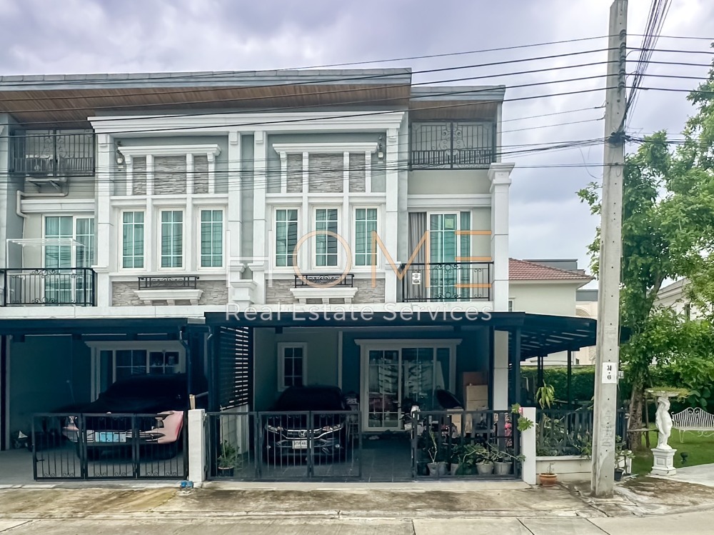 For SaleTownhouseKaset Nawamin,Ladplakao : Townhome Golden Town 3 Ladprao - Kaset Nawamin / 4 bedrooms (FOR SALE), Golden Town 3 Ladprao - Kaset Nawamin / Townhome 4 Bedrooms (FOR SALE) KARN051