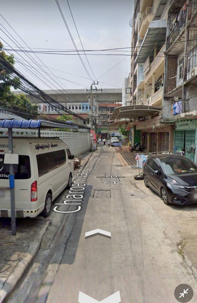 For SaleShophouseWongwianyai, Charoennakor : For sale: 3 commercial buildings, Charoen Nakhon Road, Soi 7