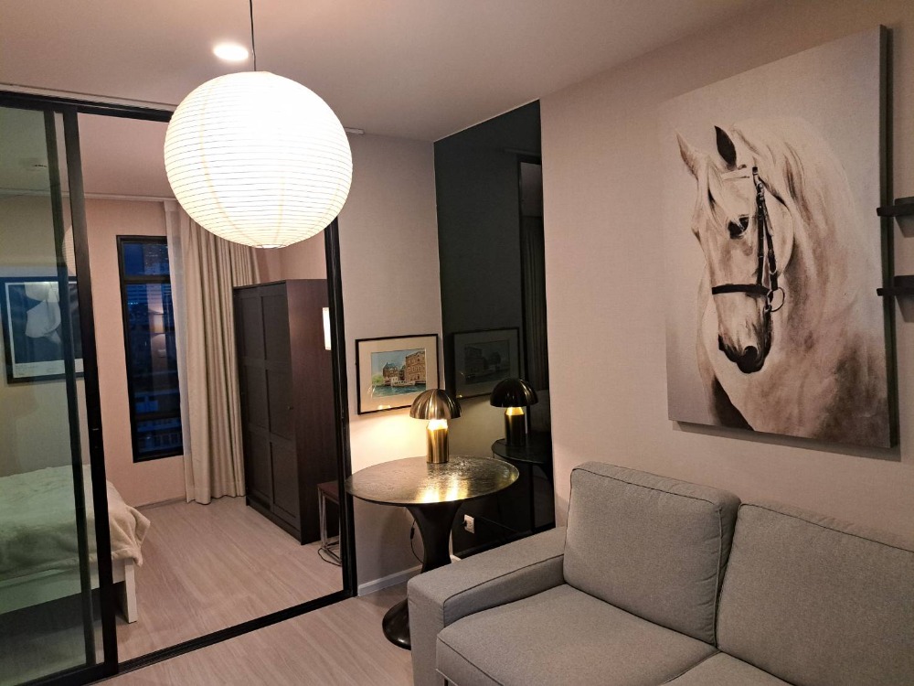 For SaleCondoRama9, Petchburi, RCA : Condo in the city center, near MRT Phra Ram 9 station, selling condo Aspire Asoke-Ratchada (Aspire Asoke - Ratchada) 30.31 sq m. 1 bedroom, 1 bathroom, 1 kitchen, fully furnished, ready to move in