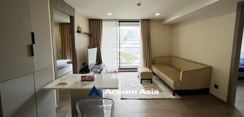 For RentCondoWitthayu, Chidlom, Langsuan, Ploenchit : 🔼AccomA🔽 2 Beds Condominium for Rent in Ploenchit, BTS Ratchadamri - MRT Silom at KLASS Sarasin Rajdamri