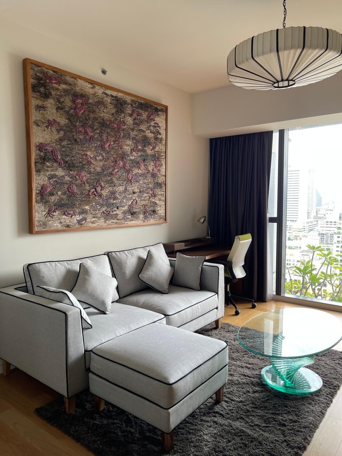 For RentCondoSathorn, Narathiwat : For RENT 🔶️ The Met Sathorn 2Bed 2Bath 🥰 Corner Unit 🎊 High-end Decor Available Now***