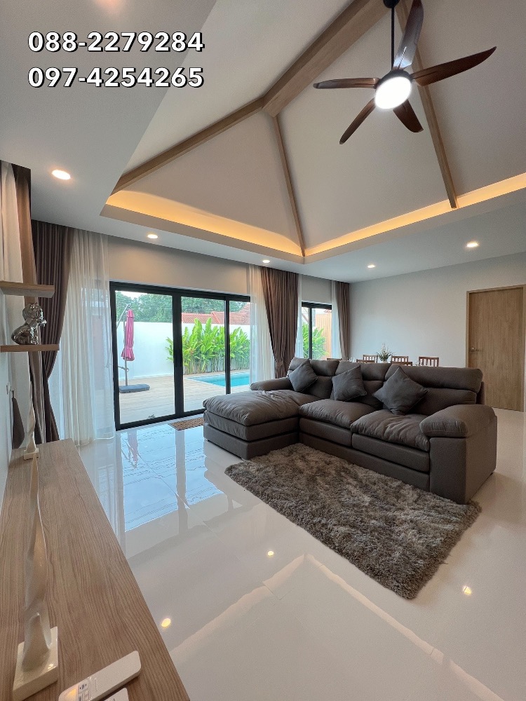 ขายบ้านภูเก็ต : Pool Villa Rawai, Phuket 420 SQM. 3 Bed, 3 Bath Near Rawai Beach.