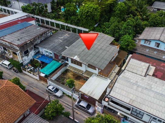 For SaleHousePinklao, Charansanitwong : Rare location!!! Single house for sale, renovated, in Charansanitwong Soi 69, area 74 square wah, very good location, near Charansanitwong Road and MRT Sai Nam Ngern, special price!!