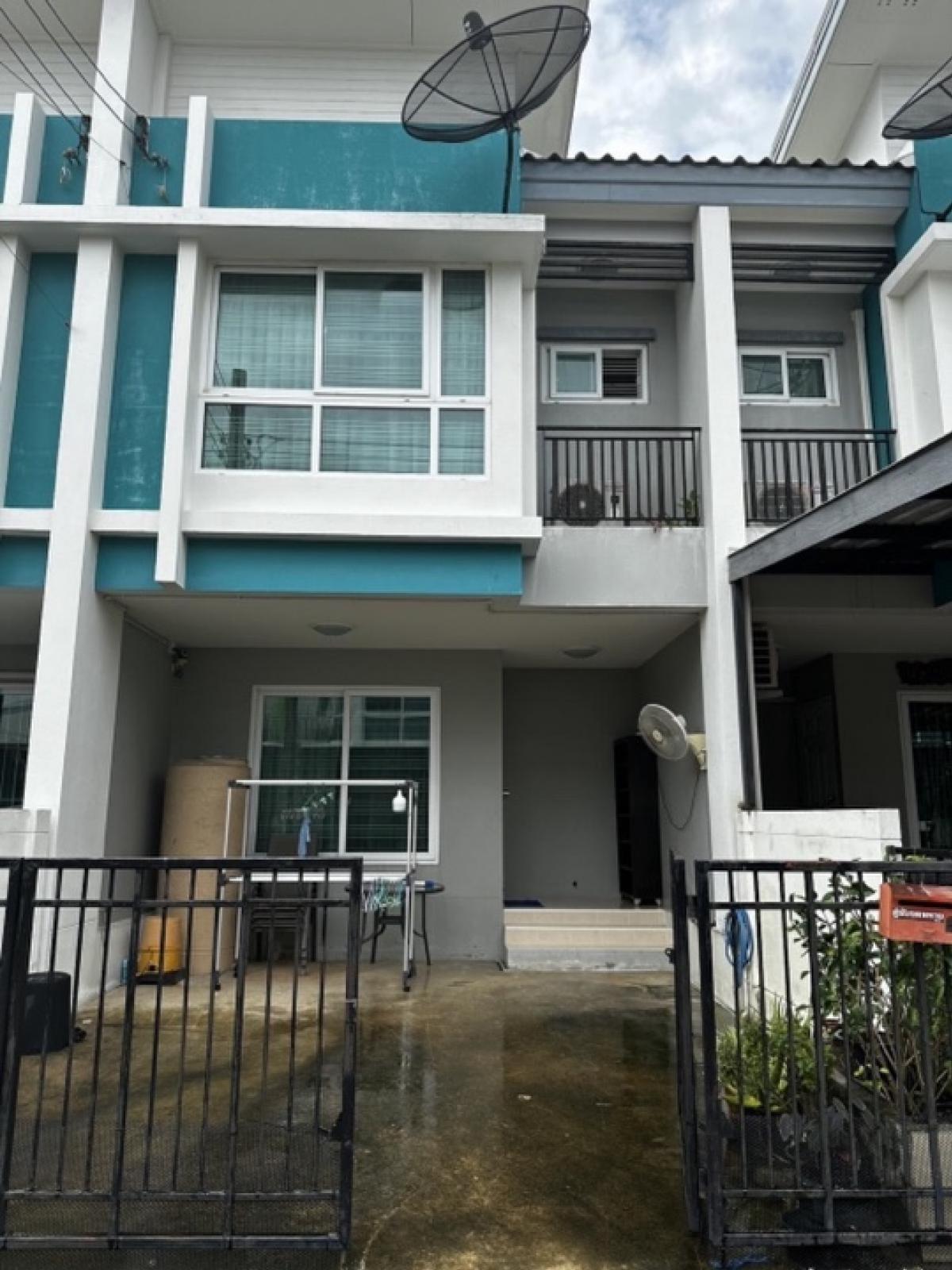 For RentTownhouseVipawadee, Don Mueang, Lak Si : Townhouse for rent, 2 floors, 