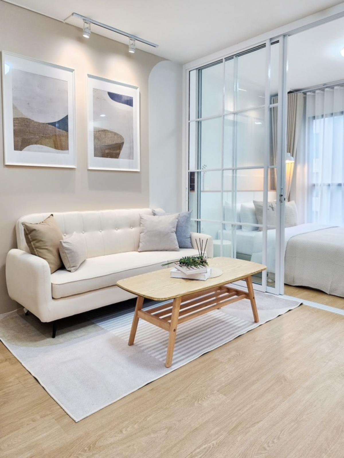 For SaleCondoChokchai 4, Ladprao 71, Ladprao 48, : #Get a full 100 loan without having to add any. Condos priced in the middle million range, large sizes like this are also available!! Large rooms, high ceilings #Chokchai 4 Condo #Ladprao Condo #Ratchada Condo