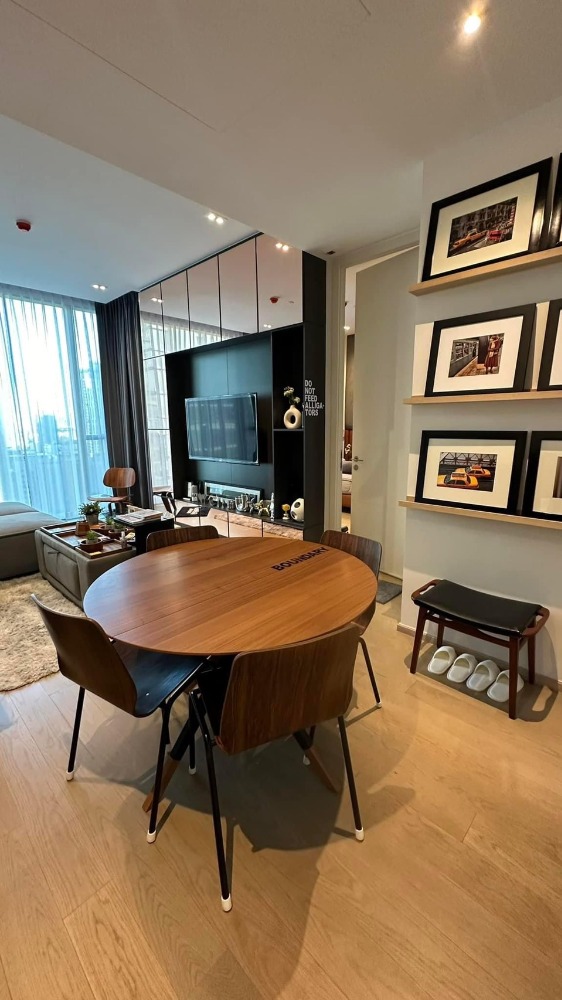 For SaleCondoSukhumvit, Asoke, Thonglor : 🔥🔥 HOT 🔥🔥 Large space room, very stylishly decorated!!! THE STRAND THONGLOR 54 sq.m. Beautiful location, good price, stock for sale in every project throughout Bangkok. 📲 LINE : multi.property / TEL : 096-692-2245