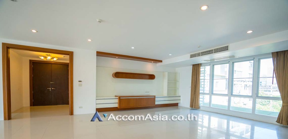 ให้เช่าคอนโดสุขุมวิท อโศก ทองหล่อ : 🔼AccomA🔽 Pet friendly 4 Beds Apartment for Rent in Sukhumvit, BTS Thong Lo at Ideal for family living and pet lover