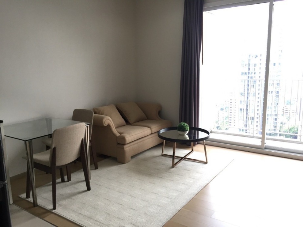 For RentCondoSukhumvit, Asoke, Thonglor : 🏢 HQ Thonglor 🛏️Beautiful room ✨Many rooms 🌐 Good location📍High floor 🌤️Beautiful view 🛋️Fully furnished 📺Fully furnished appliances (special price)