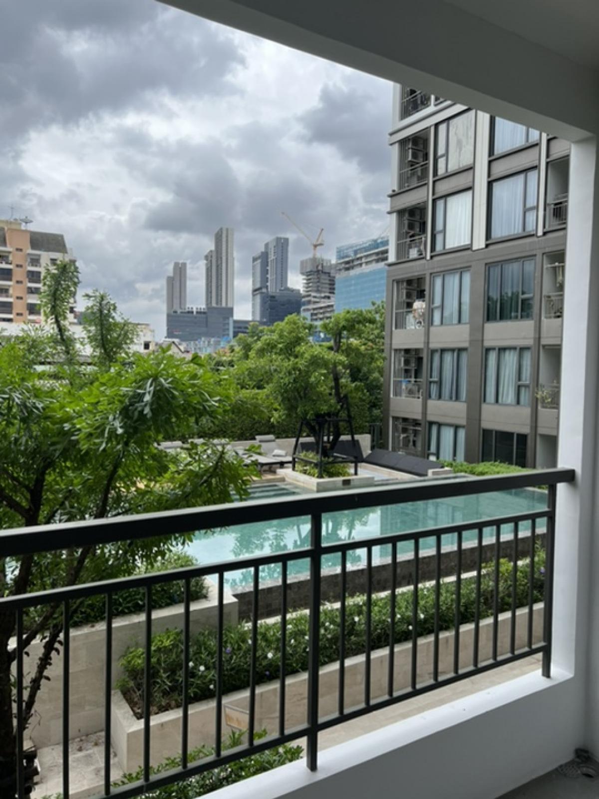 For SaleCondoOnnut, Udomsuk : For sale, closing the building, last 10 rooms!! 2 bedrooms, 3.89 MB, beautiful view, The Nest Sukhumvit 64 with many additional promotions 088-2389494, 086 6669965