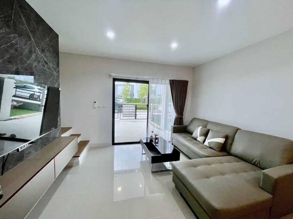 For RentHouseBangna, Bearing, Lasalle : Townhome for rent, Pleno Sukhumvit-Bangna 2: Pleno Sukhumvit-Bangna 2 (ST-02)