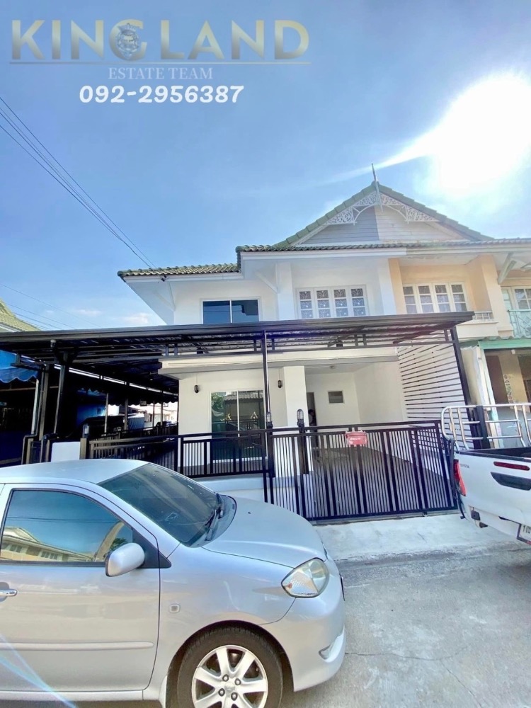 For RentTownhousePathum Thani,Rangsit, Thammasat : Townhouse for rent, Pruksa Village 12, Soi 21/5, 3 bedrooms, 3 bathrooms, 2 floors, 1 parking space for 2 cars, rental price 10,000 / month #including common area, corner house