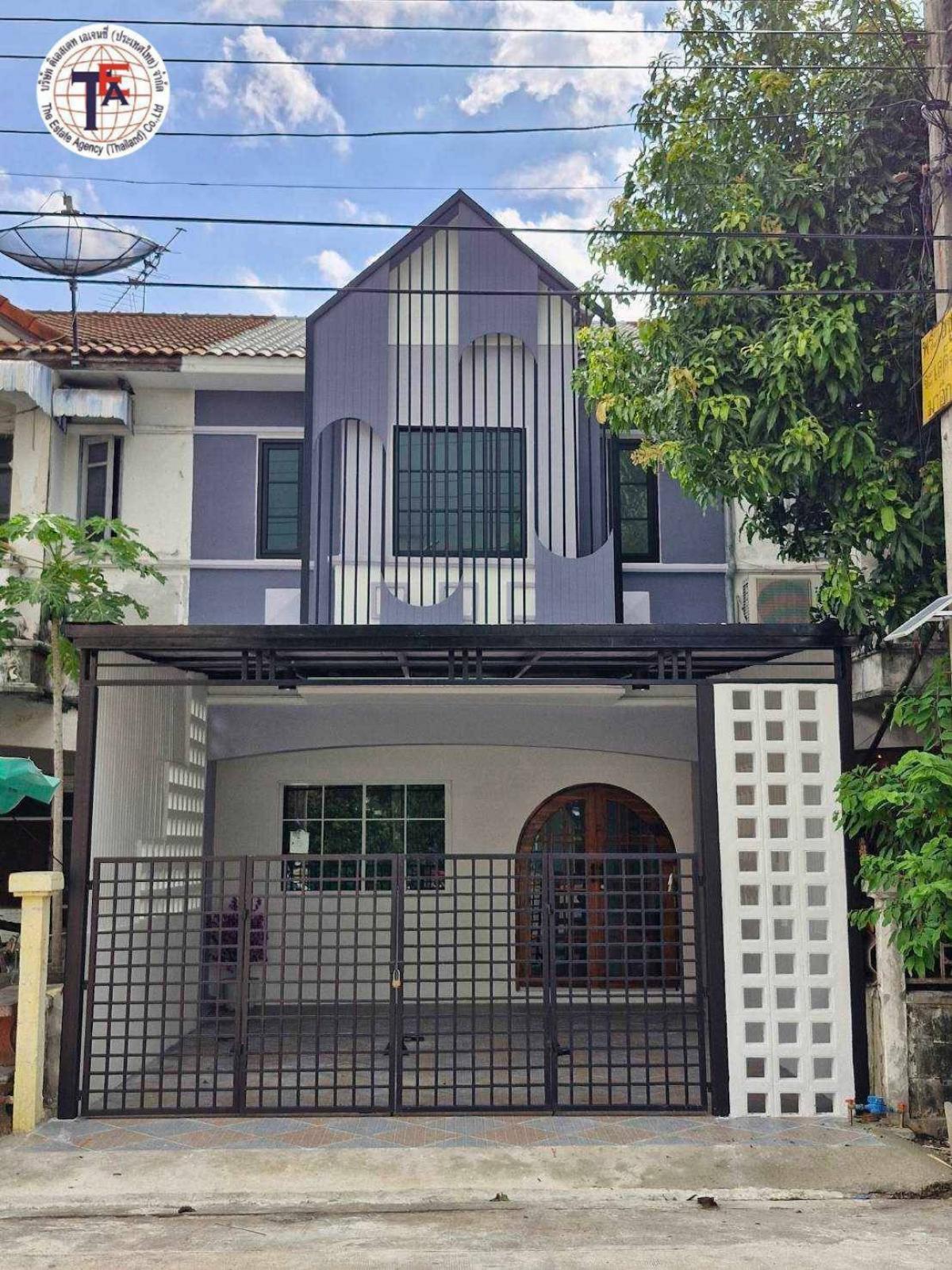 For SaleTownhouseNawamin, Ramindra : For sale 2-storey townhouse, KC Village 1, main road, commercial location, Hathai Rat 37,39, Wat Paen Thong, Min Buri, along Khlong 2, Phraya Suren, Thai Raman, Nimit Mai, Khlong Sam Wa, Chatuchak Expressway, Eastern Ring Road, Safari World, Kanchanaphise