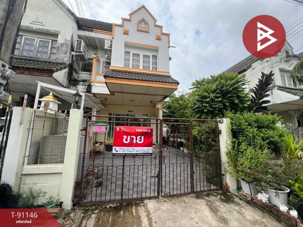 For SaleTownhousePathum Thani,Rangsit, Thammasat : Townhouse for sale, Lally Ville Village, Lam Luk Ka-Khlong 1, Pathum Thani, ready to move in