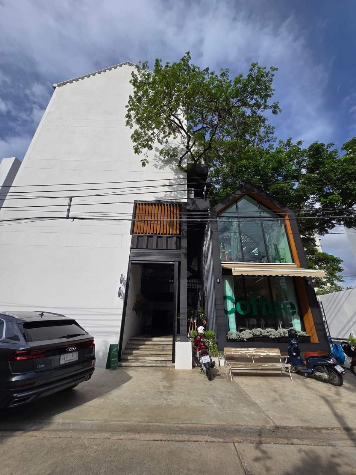 For RentOfficeLadprao, Central Ladprao : For rent: Studio, Office, Criminal Court (Lad Phrao Soi 15)