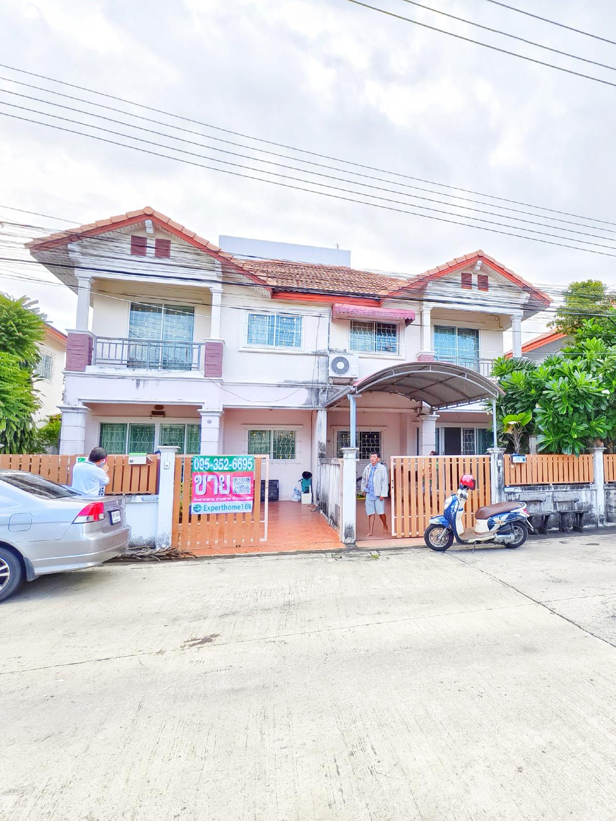 For SaleHouseBang kae, Phetkasem : House for sale, twin house, 2 floors, 35 sq.w., width 8 m., Nirasiri Village, Bang Bon 4, Nong Khaem, Phetkasem 69 3 bedrooms, 2 bathrooms, 2 parking spaces