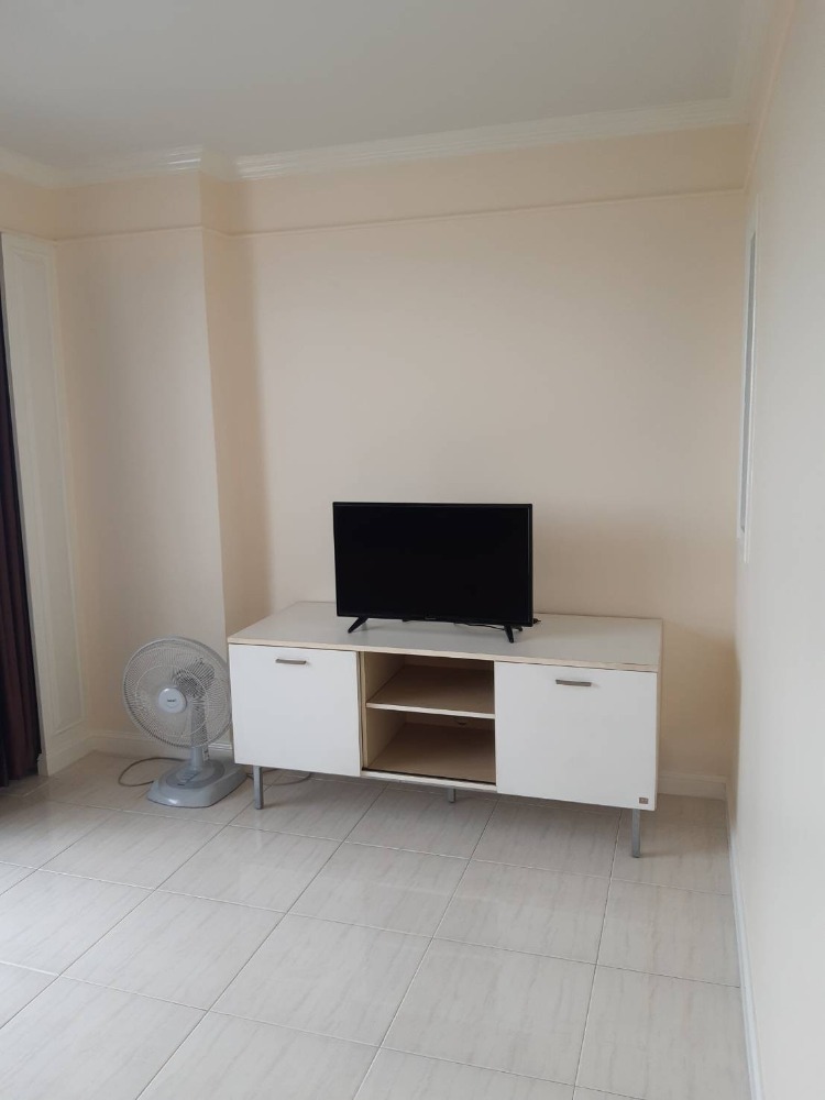 For SaleCondoVipawadee, Don Mueang, Lak Si : Condo for sale, Kensington Place, Chaengwattana Road, near the government center and Pink BTS station.