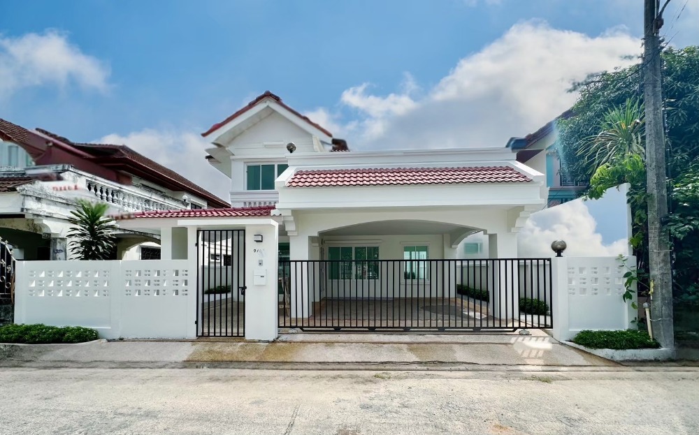 For SaleHousePhuket : For sale: 2-storey detached house, Phuket Country Home Village, Chalong, near international schools, shopping malls, not far from the beach.