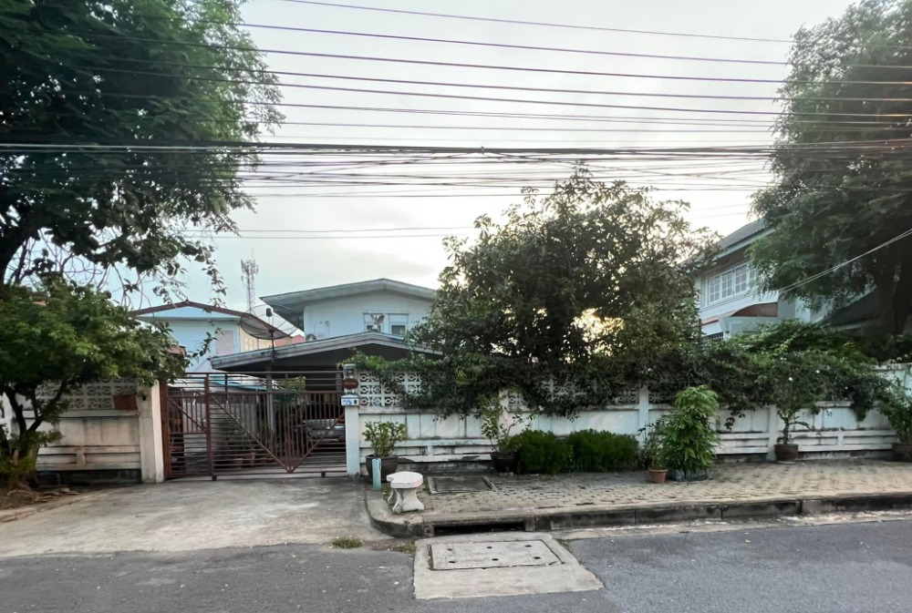 For SaleHouseVipawadee, Don Mueang, Lak Si : Single house Tha Sai Housing Authority / 5 bedrooms (SALE), House Tha Sai Housing Authority / 5 bedrooms (SALE) FAH089