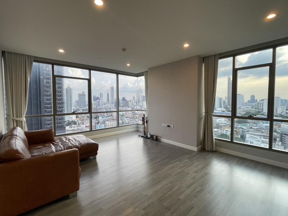 For SaleCondoSiam Paragon ,Chulalongkorn,Samyan : 📢👇The biggest size of 2 beds, corner unit, unblocked and clear huge view of city , Chaopraya river and Icon Siam, near China town, Chulalongkorn university