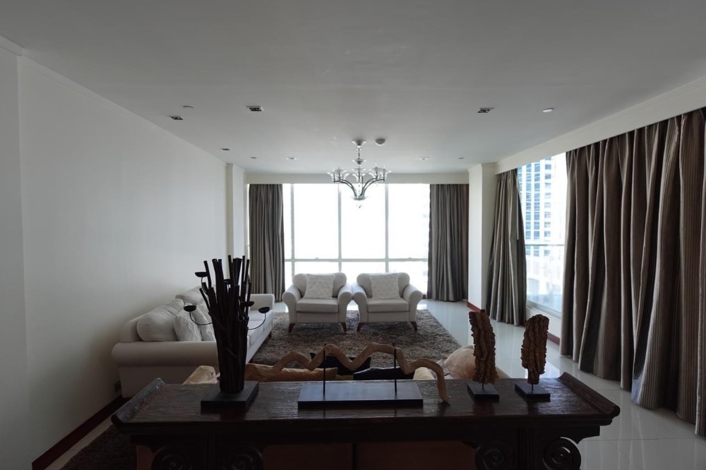 For SaleCondoSukhumvit, Asoke, Thonglor : LTHC10700–Le Raffine Jambunuda Sukhumvit 31 FOR SALE 3 beds 5 baths size 385 Sq.m. Near BTS Phrom Phong Station ONLY 65MB