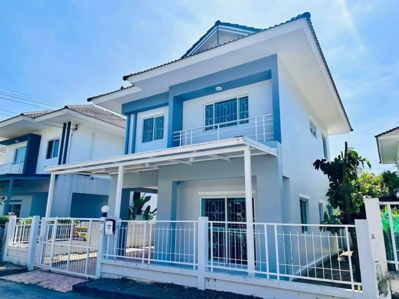 For SaleHousePattaya, Bangsaen, Chonburi : Second-hand house for sale in Sriracha, single house, next to the clubhouse, Lancio Clip Village, Bo Win