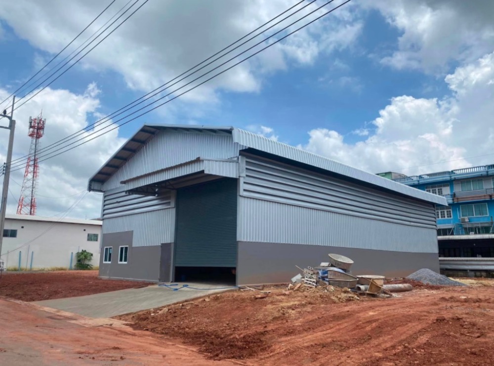 For RentWarehouseEakachai, Bang Bon : Warehouse for rent, newly built with office, in Soi Thong Wichian, next to Ekkachai Road, Bang Bon, ready for rent in August 2024. Interested, add Line @841qqlnr