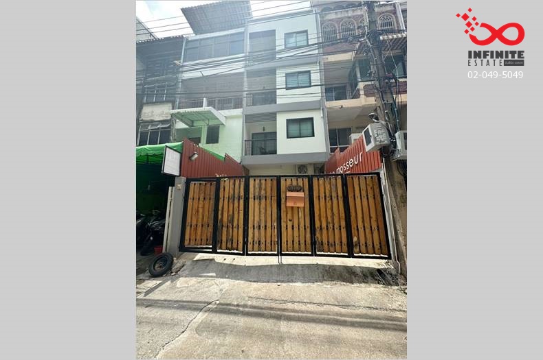 For SaleTownhomeSukhumvit, Asoke, Thonglor : Townhouse for sale, 4 floors, area 22 square wah, Sukhumvit Road, Soi 4