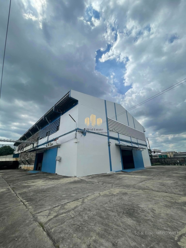 For RentWarehouseLadkrabang, Suwannaphum Airport : Warehouse/office for rent, Romklao Road, Khlong Sam Prawet Subdistrict, Lat Krabang District, Bangkok, area 2,029 sq m.