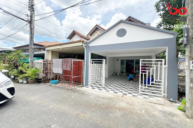 For SaleTownhouseVipawadee, Don Mueang, Lak Si : For sale: 2-storey townhouse, beautiful and ready to move in, Kosum Ruamjai Road, Soi Kosum Ruamjai 18