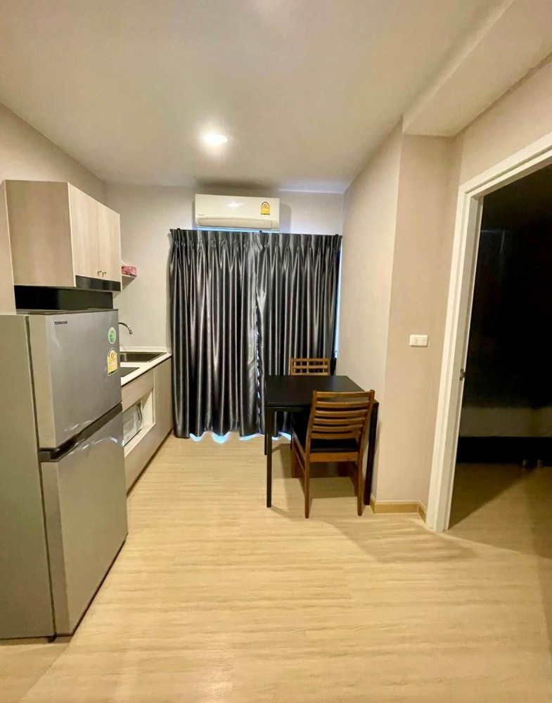 For RentCondoOnnut, Udomsuk : For rent: The Tree Onnut Station (Sukhumvit 54), a condo with few units, peaceful atmosphere, near BTS On Nut, complete with electrical appliances and furniture, price 12,000 baht.