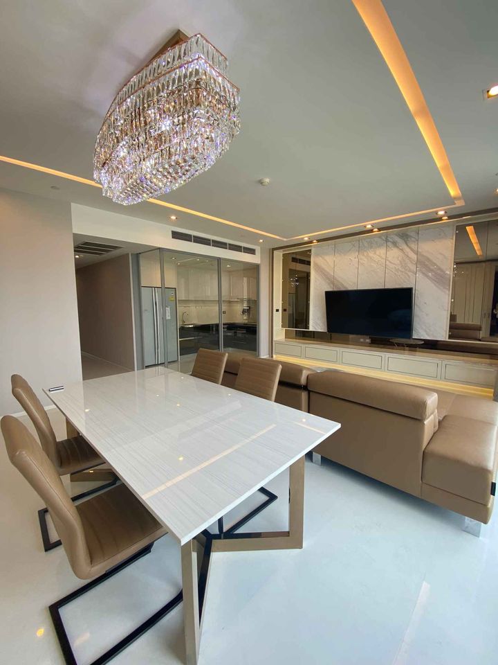 ให้เช่าคอนโดสาทร นราธิวาส : The Luxury condo for Rent | The Bangkok Sathorn. 2 bedrooms size 124 sq.m. Nice view, Fully Furnished!!