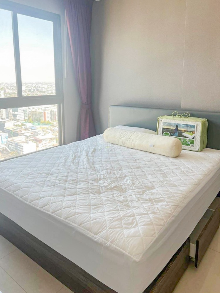 For SaleCondoRatchadapisek, Huaikwang, Suttisan : 🔥Selling at a loss!! With tenants, condo next to MRT Sutthisan station, only 250 meters, Quinn Ratchada 17, only 4.3 million, high floor, very beautiful view