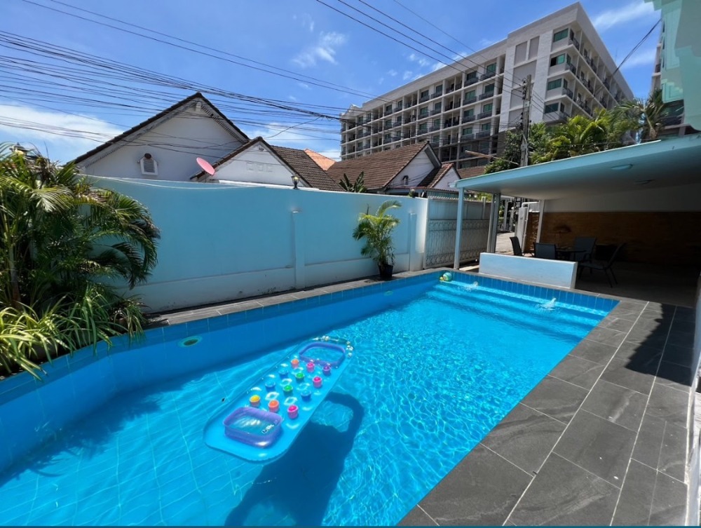 For SalePattaya, Bangsaen, Chonburi : 🏖🏠 🏊 Pool Villa for Sale, Thappraya Soi 5 Pattaya, near Walking Street only 2 km