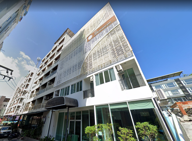 For SaleShophousePhuket : 🏢 5-storey commercial building, 3 units, near shopping center - Patong Beach 🏖️ Ready to provide loan services 💥