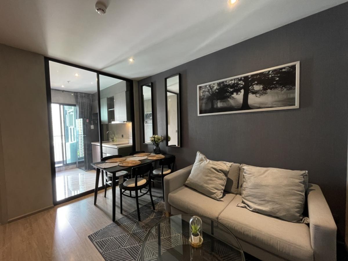 For SaleCondoSukhumvit, Asoke, Thonglor : Urgent sale, One bedroom suite at Rhythm Ekkamai, beautiful view, near BTS Ekkamai, next to Park Lane Ekkamai