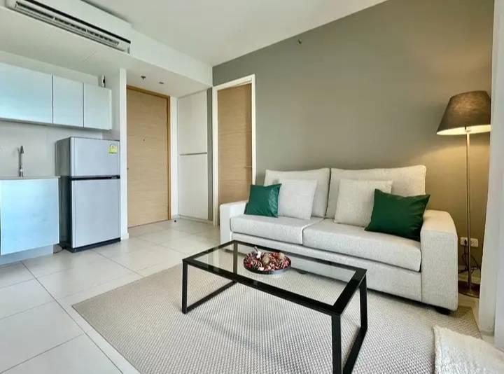 For SaleCondoSukhumvit, Asoke, Thonglor : S-TLE110  The Loft Ekkamai. 16th floor, 45 sq m. 8.5 million, 064-959-8900