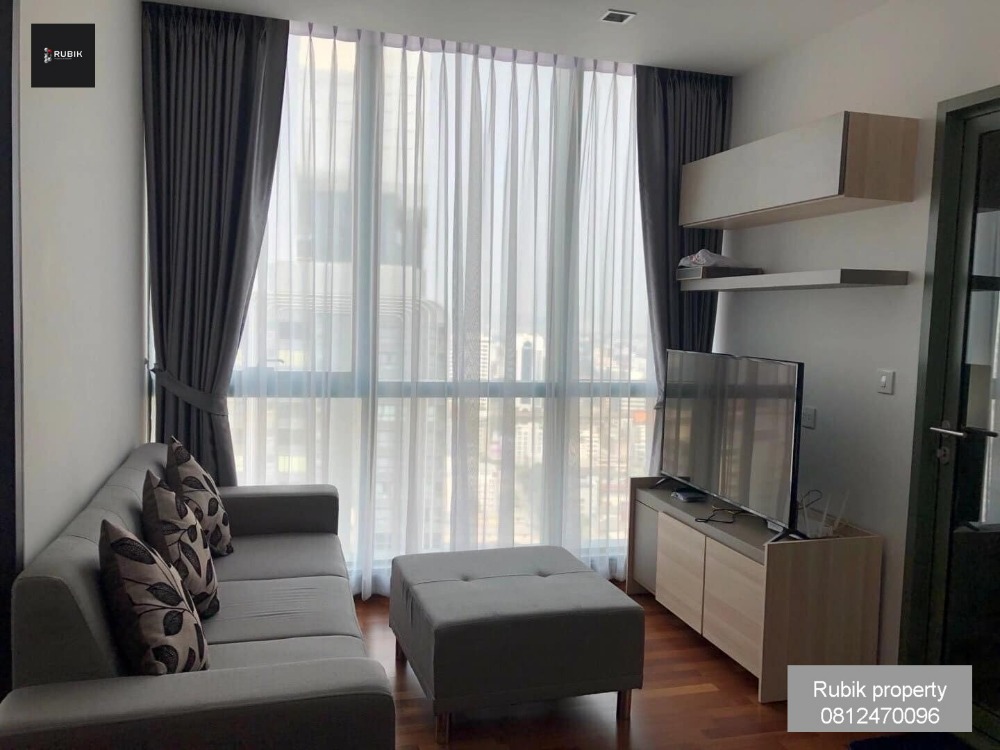 For RentCondoRatchathewi,Phayathai : 🏢 For Rent: Stylish 1-Bedroom Condo at Wish Signature Midtown Siam 🏢