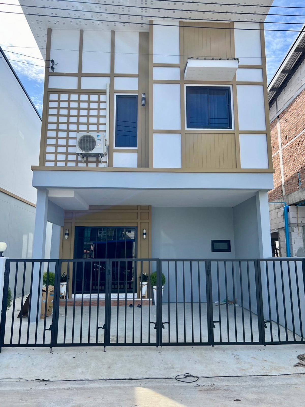 For SaleHousePattaya, Bangsaen, Chonburi : For sale: Single house, new, minimalist style, Japanese style, Phan Thong District, Chonburi