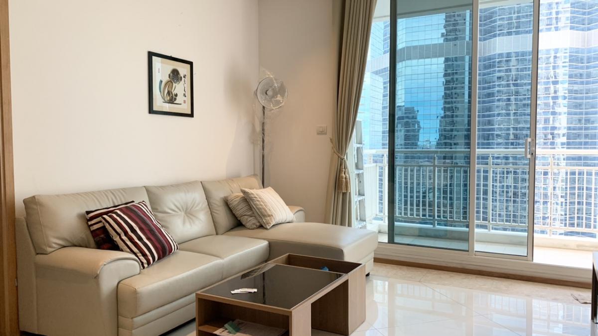 ขายคอนโดสาทร นราธิวาส : ขาย The Empire Place 1 bed 65.5 Sqm ห้องสวย มือเดียว