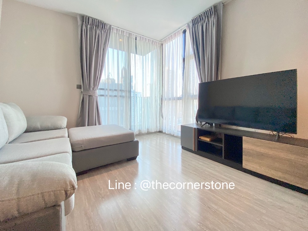 For RentCondoSukhumvit, Asoke, Thonglor : Vacant room for rent, ready to move in, RHYTHM Ekkamai, 2 bedrooms, 2 bathrooms, size: 70 sq m., good location, near BTS Ekkamai