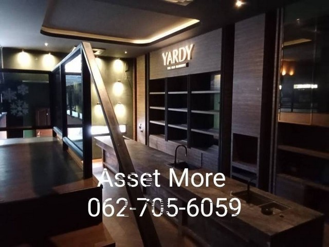 For RentShophouseSukhumvit, Asoke, Thonglor : (For rent-sale) Space for opening a shop front or pub/bar in the Thonglor area, size 100 square meters, near Thonglor BTS, Watthana District