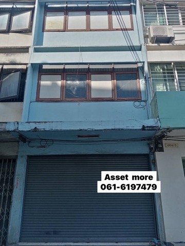 For RentShophouseRama9, Petchburi, RCA : Commercial building for rent, 3.5 floors, 1 unit, size 15 sq m, usable area 200 sq m, Khlong Tan Nuea Subdistrict, Watthana District, Bangkok