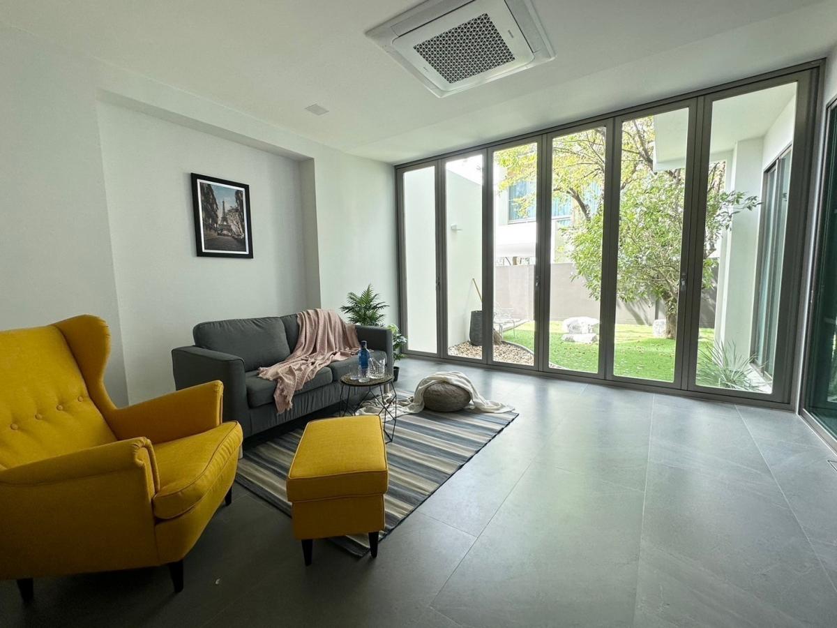 For RentHousePattanakan, Srinakarin : VIVE RAMA9 FOR RENT