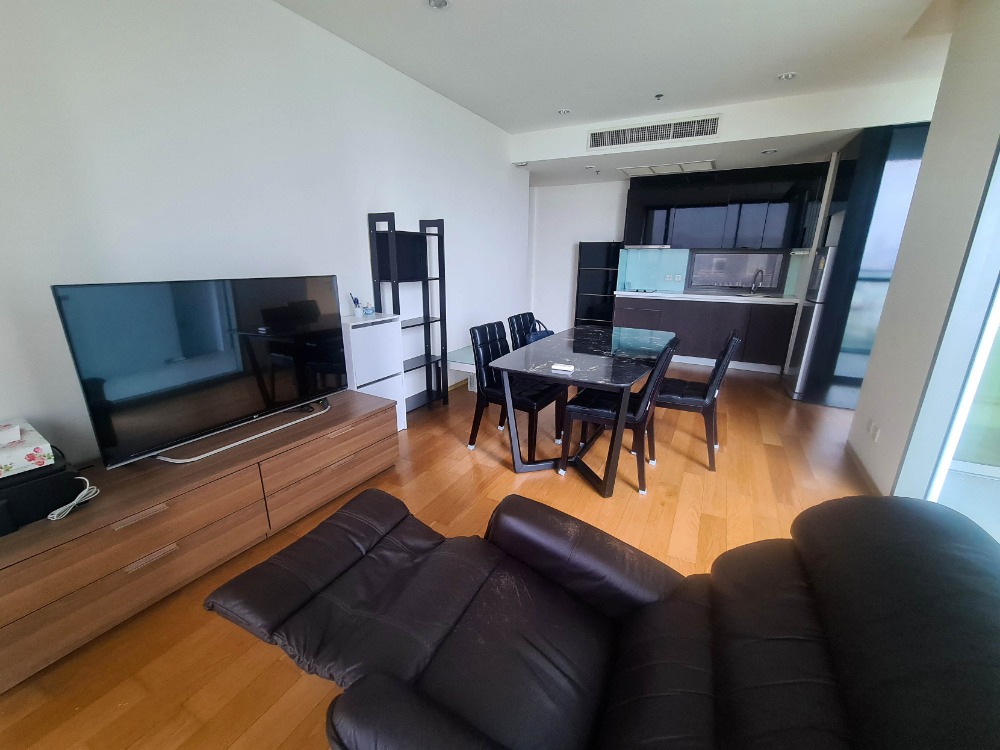 For RentCondoSathorn, Narathiwat : For Sale/Rent The Breeze Narathiwas Condo, 2 Beds 2 Baths, 71 sq.m., 9th Floor, River View, Beautifully Decorated, Ready to Move in