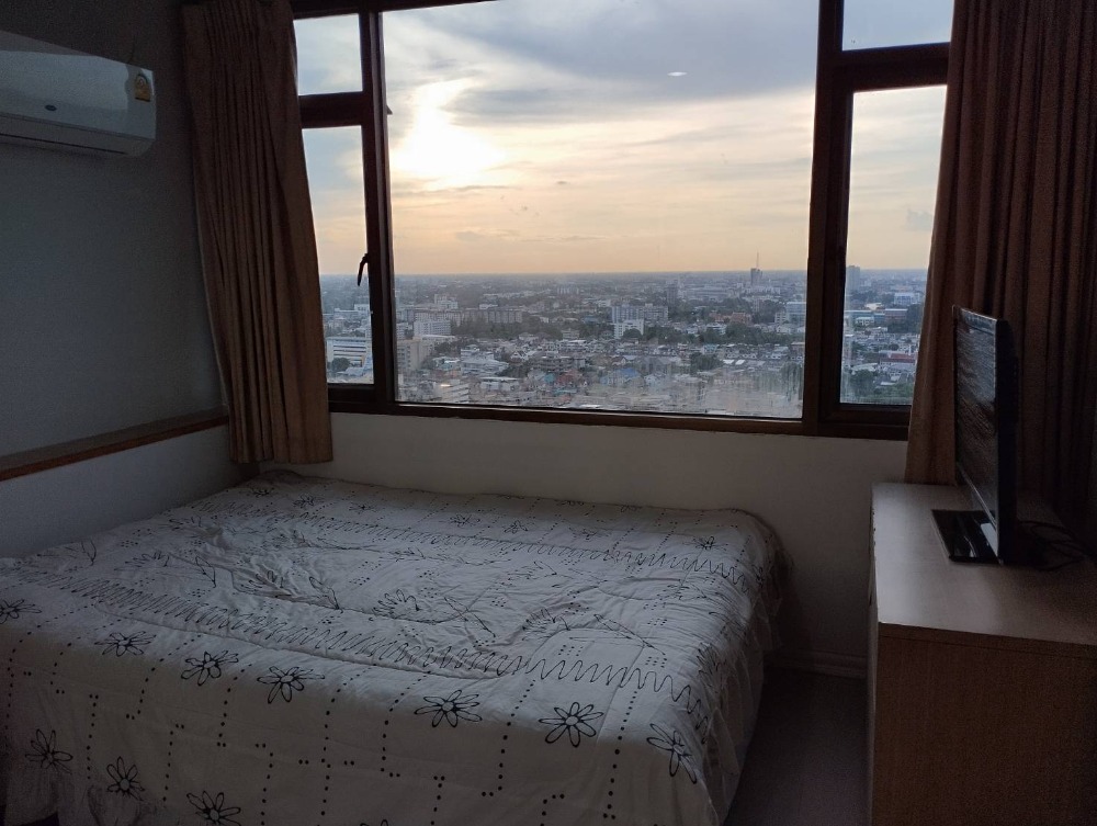 For RentCondoPinklao, Charansanitwong : Condo for rent, Rattanakosin Island, 1 bedroom, 1 bathroom, 56 sq m., 26th floor, near MRT Bang Yi Khan and Bang Khun Non. Near Siriraj Pier