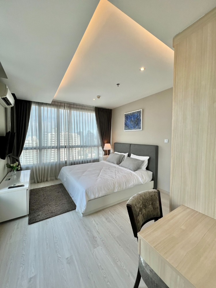 For RentCondoSukhumvit, Asoke, Thonglor : For rent, H condo sukhumvit43 38,000baht, 1bedroom, 49 sqm., BTS Phrom Phong (850 meters), near Thonglor, Sukhumvit, Asoke, RCA, Ratchada, Ekkamai, Rama9, medpark Sukhumvit, Samitivej, Piyavate, Bangkok Hospital, SWU