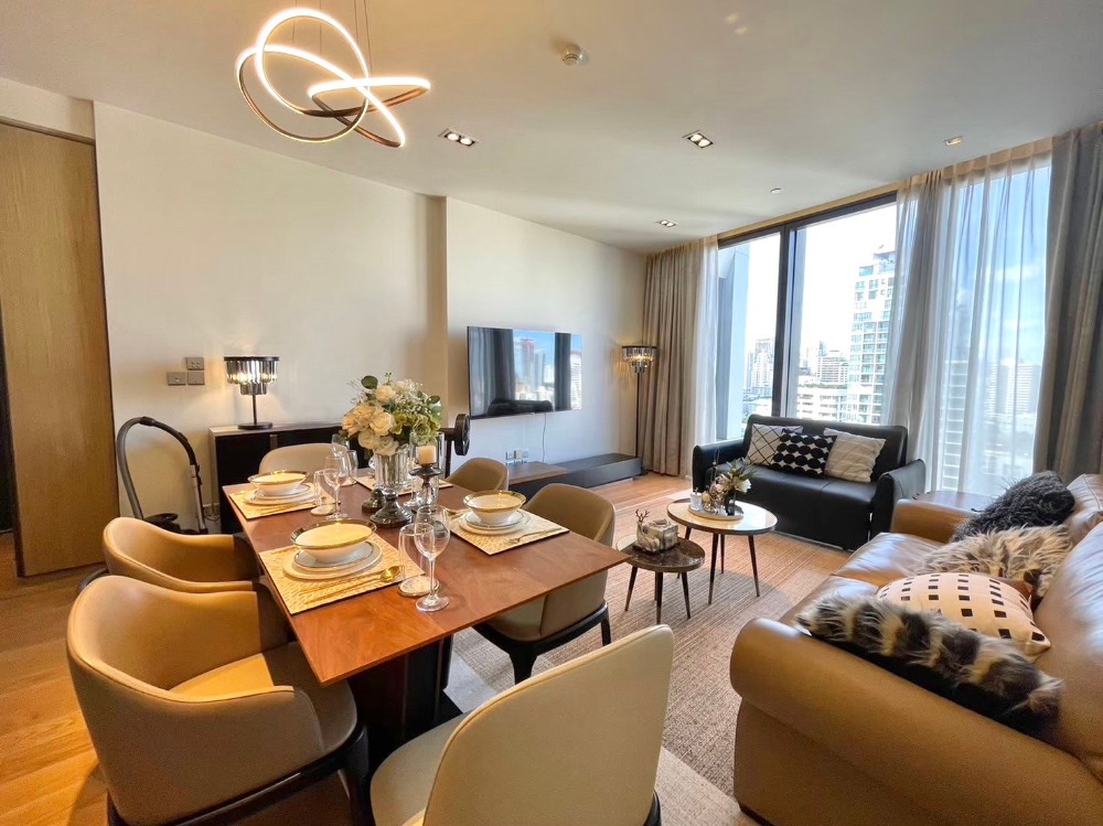 For RentCondoSukhumvit, Asoke, Thonglor : The Luxury Condo for Rent | BEATNIQ Sukhumvit 32. 2 bedrooms 3 bathrooms size 107.61 sq.m. Available Now!!!