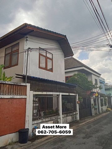 For SaleHouseRatchathewi,Phayathai : Urgent sale, 2-storey detached house (Soi Ari Samphan), size 36 square wah, usable area 230 square meters, 4 bedrooms, 2 bathrooms, near BTS Ari